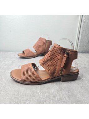 Sofft Gladiator Sandals 10 Brown Leather Casual Bohemian Comfort Flat Open Toe